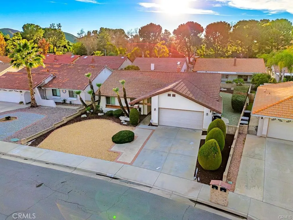 1329 Hickory Drive Hemet, CA 92545