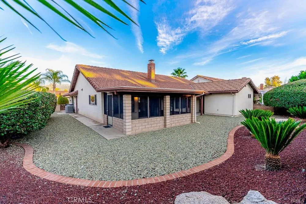 1329 Hickory Drive Hemet, CA 92545
