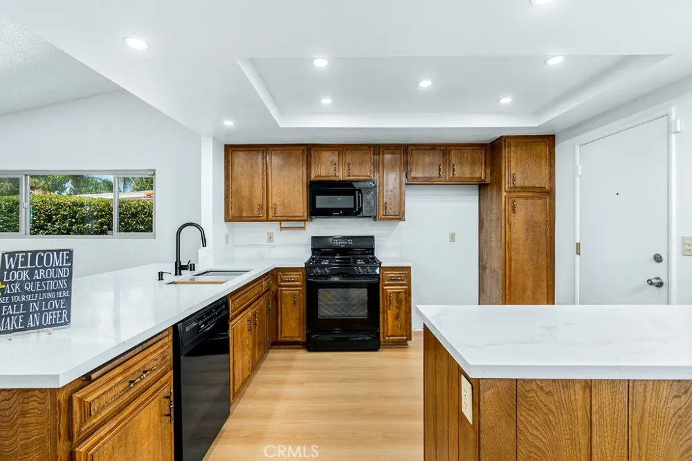 1329 Hickory Drive Hemet, CA 92545
