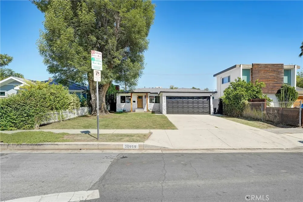 20919 Costanso Street Woodland Hills, CA 91364