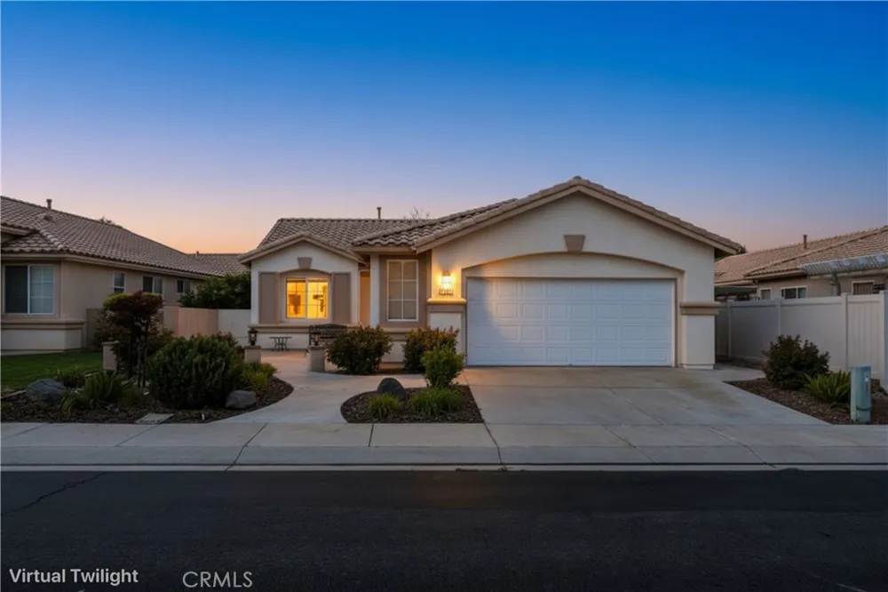 1851 Riviera Banning, CA 92220