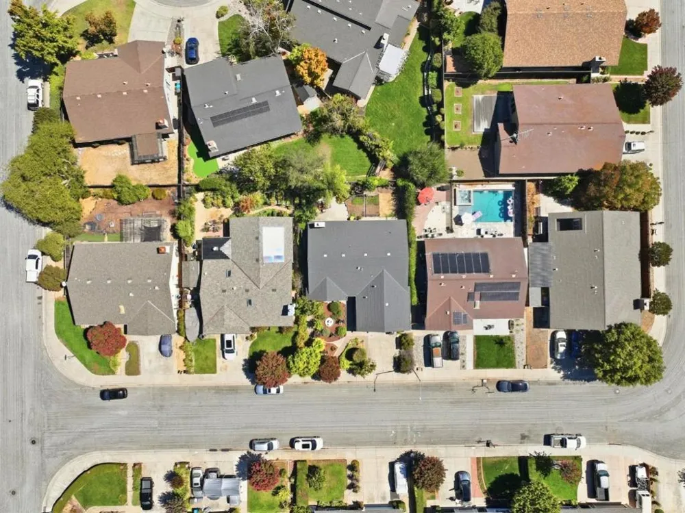 8568 Silvia Street Gilroy, CA 95020