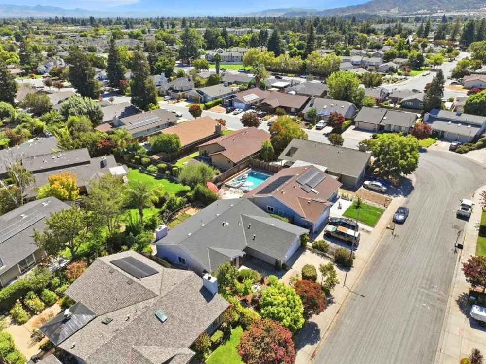 8568 Silvia Street Gilroy, CA 95020