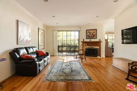10336 Almayo Avenue #302