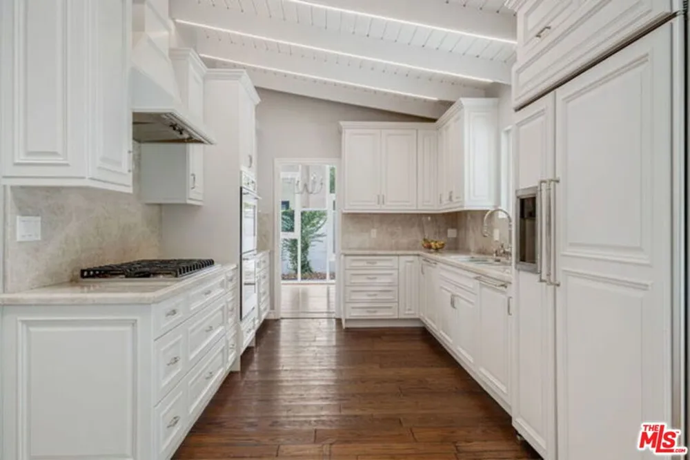1175 Las Pulgas Place Pacific Palisades, CA 90272