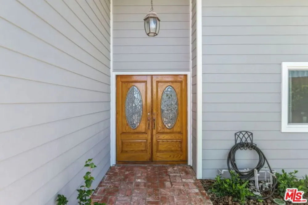 1175 Las Pulgas Place Pacific Palisades, CA 90272