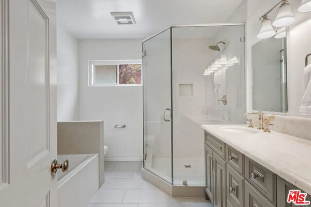 1175 Las Pulgas Place Pacific Palisades, CA 90272