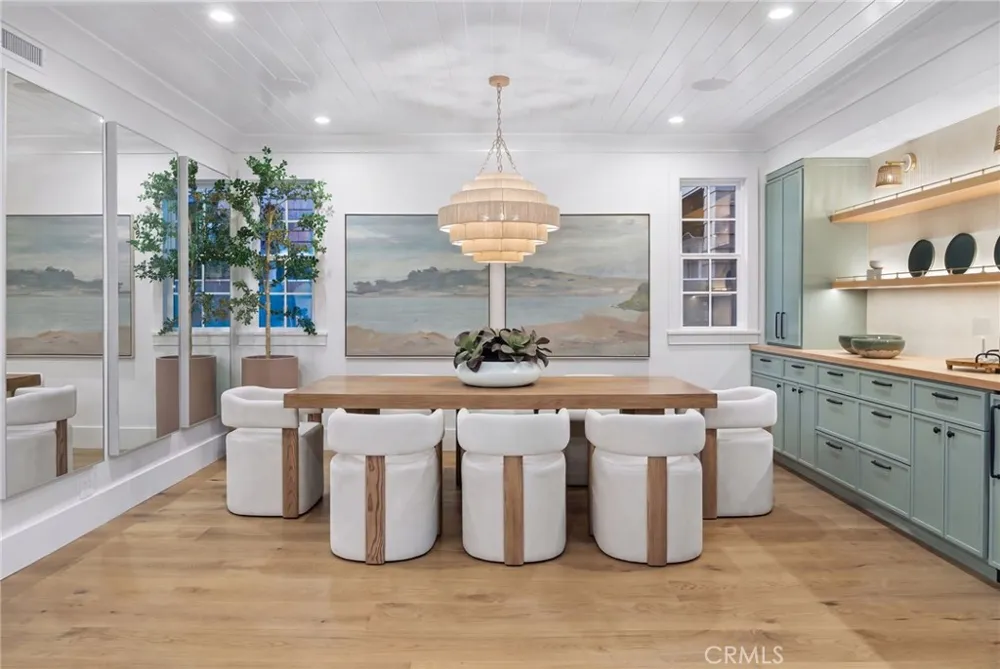 327 Amethyst Newport Beach, CA 92662