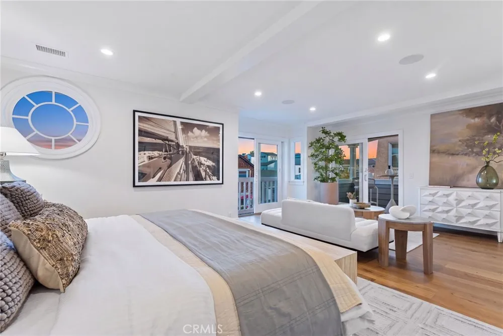 327 Amethyst Newport Beach, CA 92662