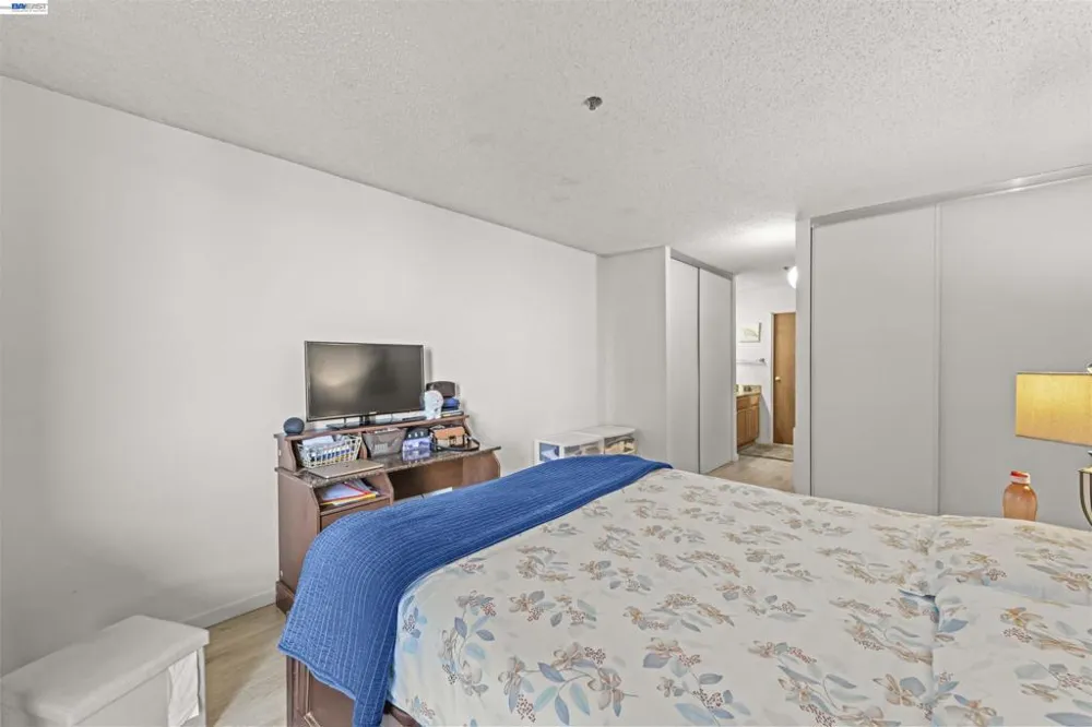 555 Pierce St #522 Albany, CA 94706