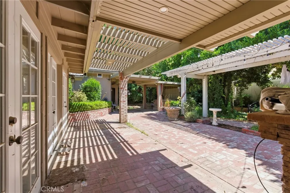 2512 Moffitt Way Bakersfield, CA 93309