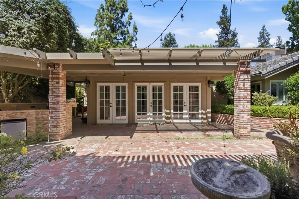 2512 Moffitt Way Bakersfield, CA 93309