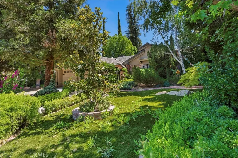 2512 Moffitt Way Bakersfield, CA 93309