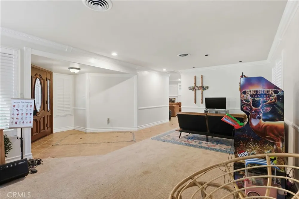 2512 Moffitt Way Bakersfield, CA 93309