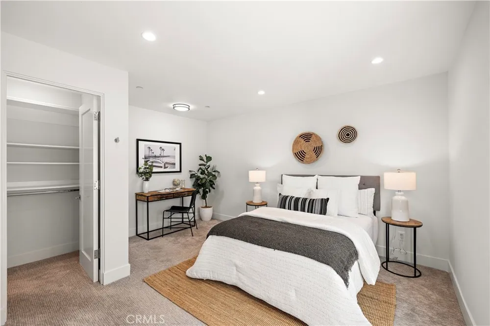 4004 Calle Louisa San Clemente, CA 92672