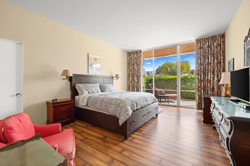 47115 El Menara Circle Palm Desert, CA 92260