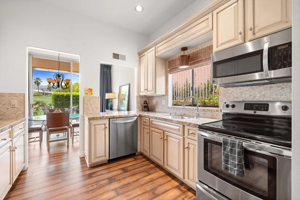 47115 El Menara Circle Palm Desert, CA 92260