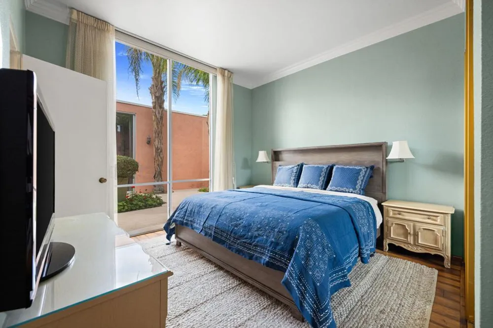 47115 El Menara Circle Palm Desert, CA 92260