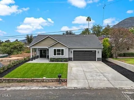 3511 Glenrose Avenue Altadena, CA 91001