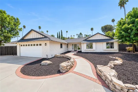 1076 Los Altos Court