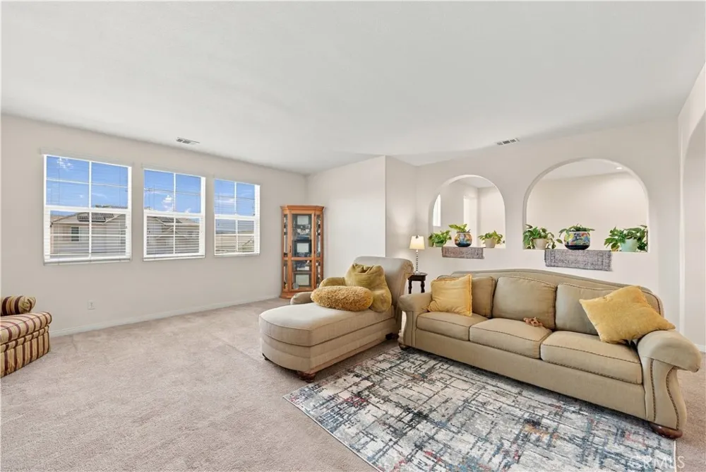 31123 Hickory Place Temecula, CA 92592