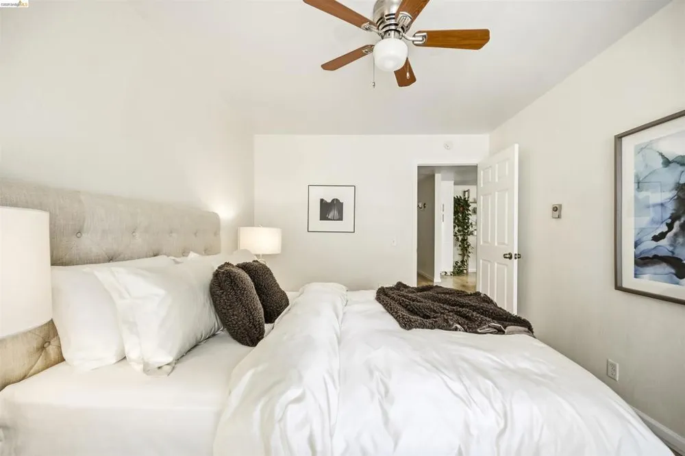 427 Lagunitas Ave #305 Oakland, CA 94610