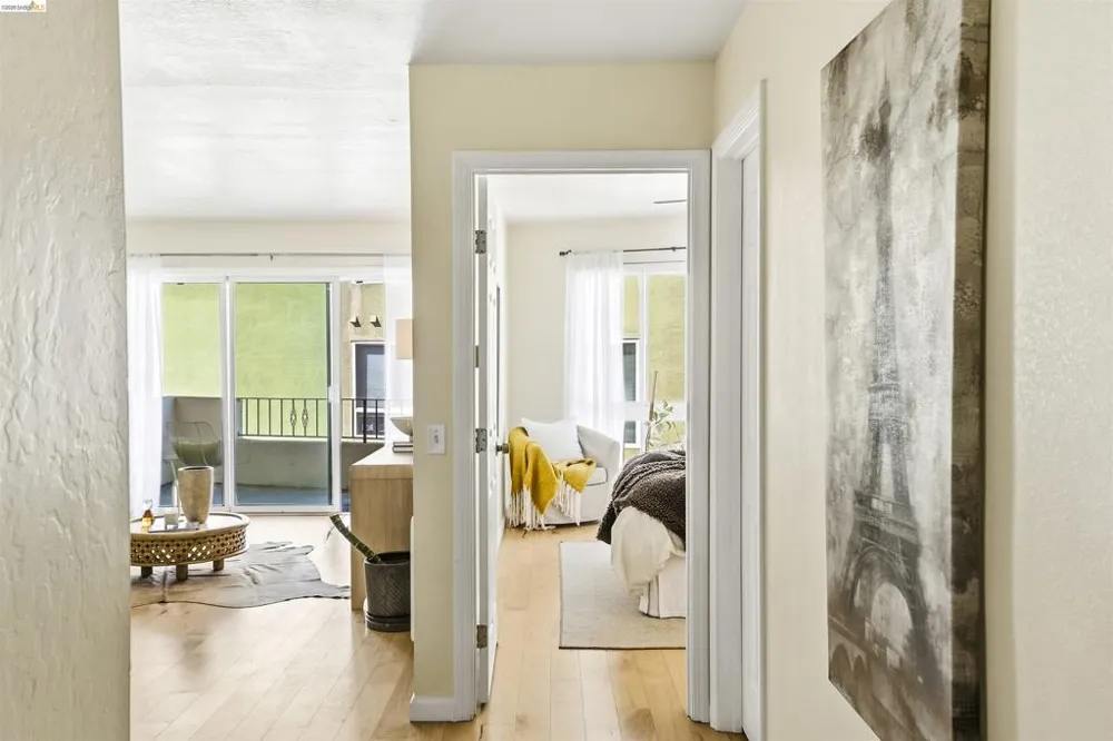 427 Lagunitas Ave #305 Oakland, CA 94610