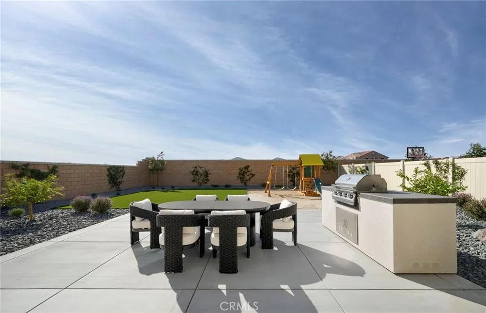 29695 Ironview Drive Menifee, CA 92584