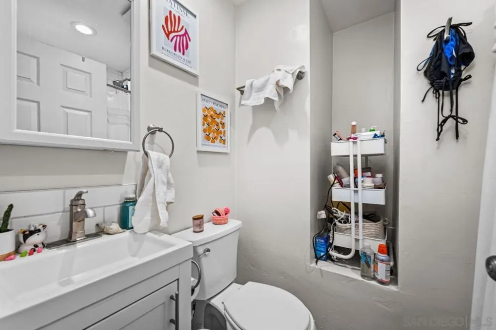 6239 Mary Lane Dr San Diego, CA 92115