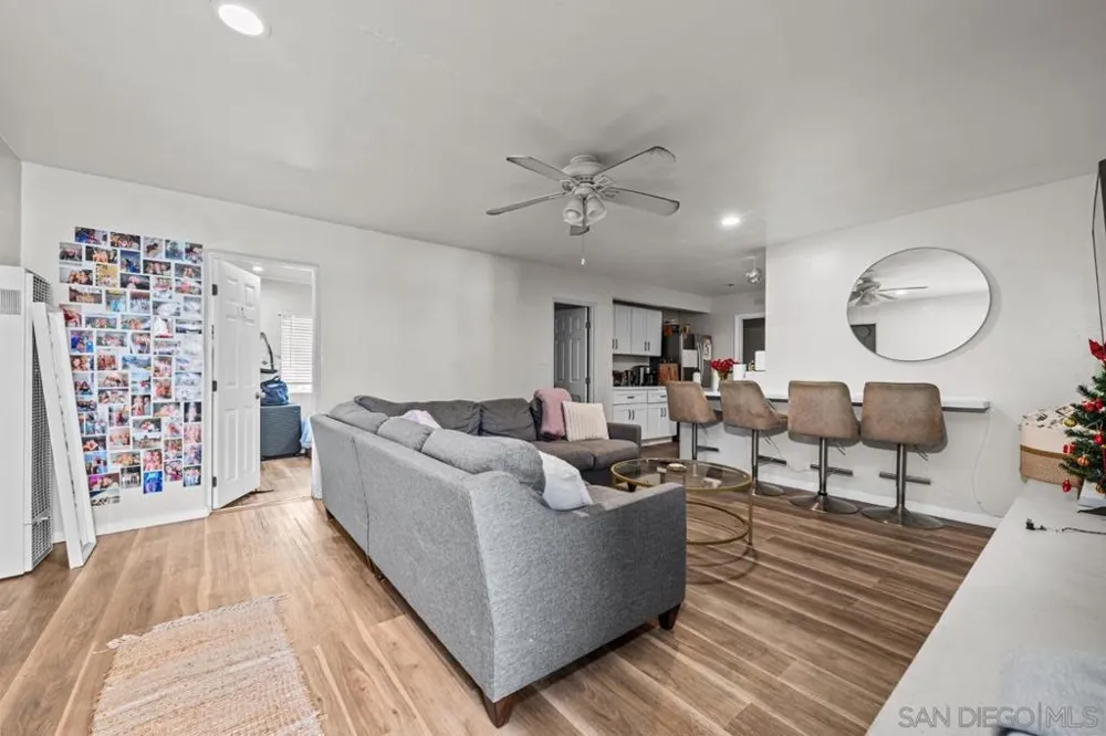 6239 Mary Lane Dr San Diego, CA 92115