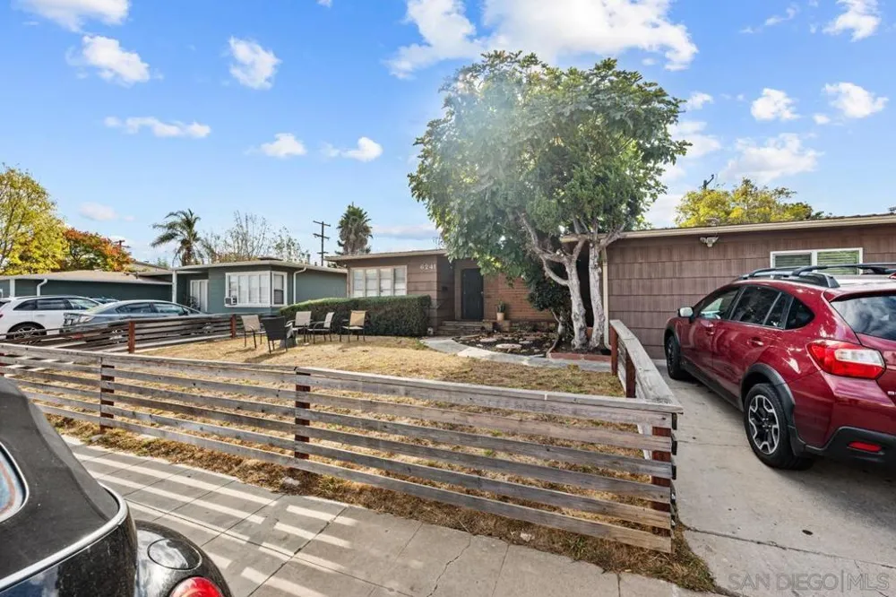 6239 Mary Lane Dr San Diego, CA 92115