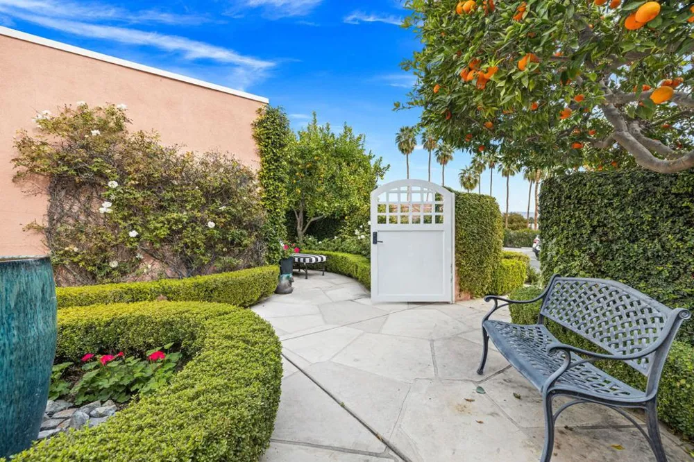 73587 El Hasson Circle Palm Desert, CA 92260