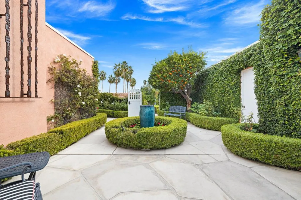 73587 El Hasson Circle Palm Desert, CA 92260
