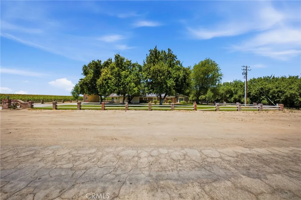 5300 Shafter Road Bakersfield, CA 93313