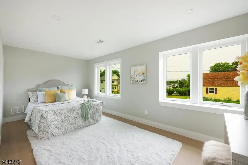 141 Lund Ave Edison, NJ 08820
