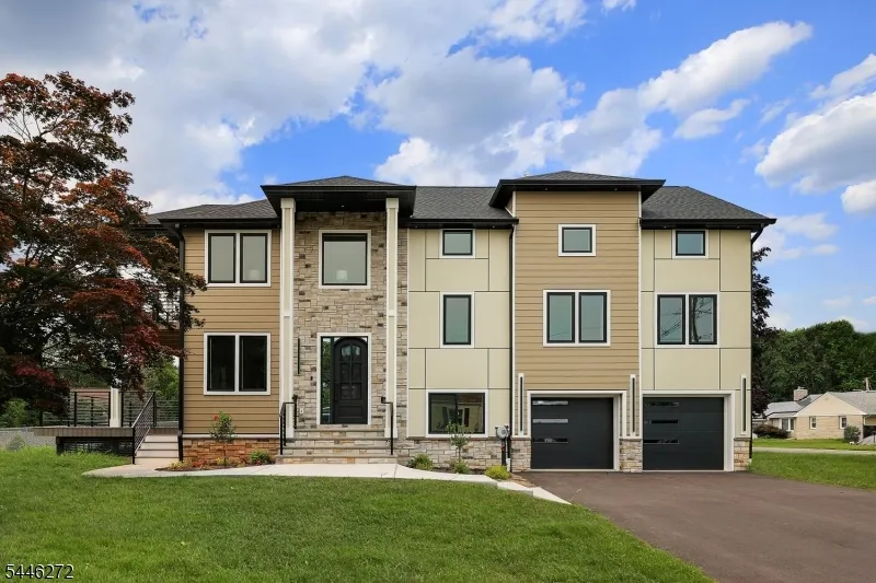 141 Lund Ave Edison, NJ 08820