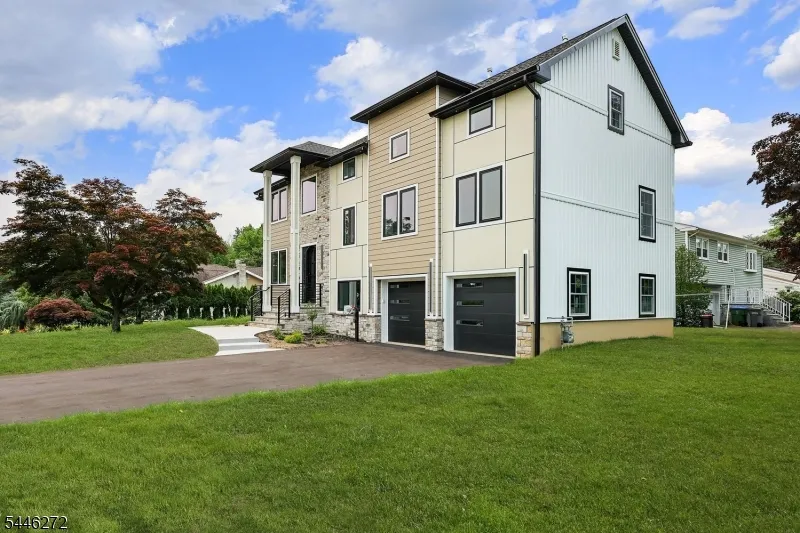 141 Lund Ave Edison, NJ 08820