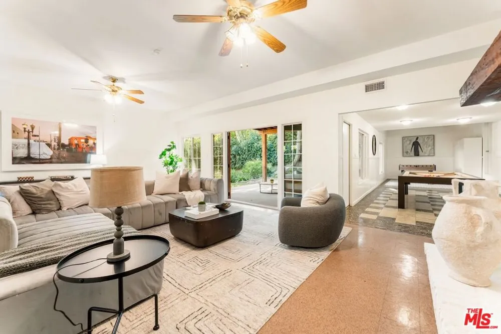 1115 Buena Vista Street South Pasadena, CA 91030
