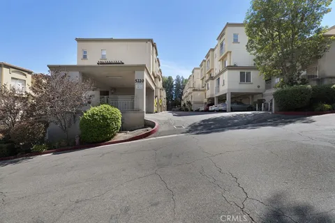 5220 Premiere Hills #222