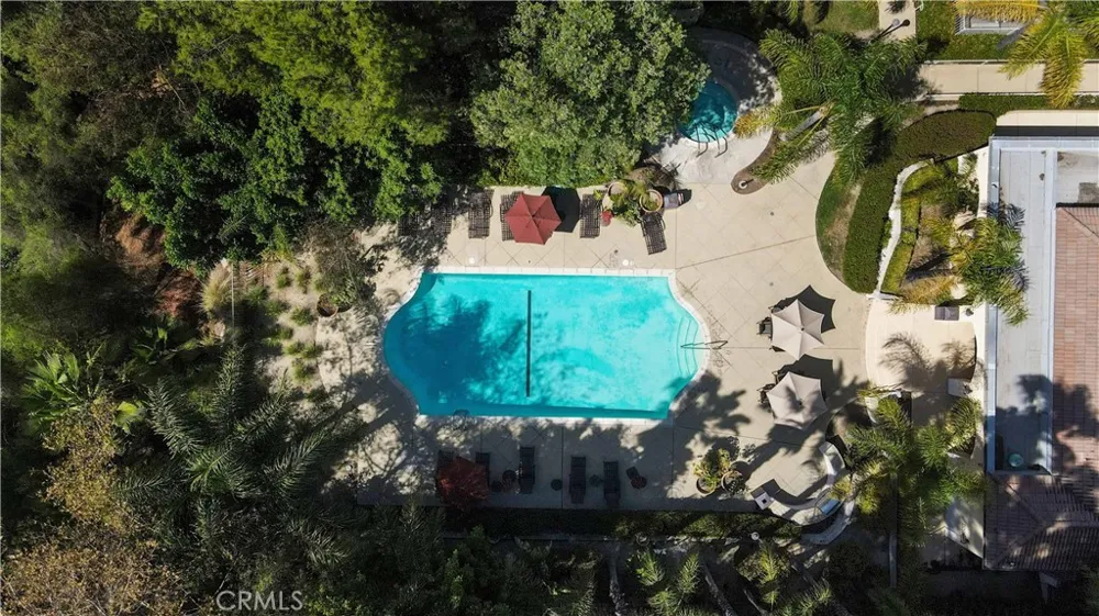 5220 Premiere Hills #222 Woodland Hills, CA 91364
