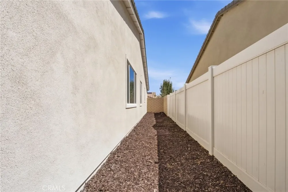 1919 Rodeo Hemet, CA 92545