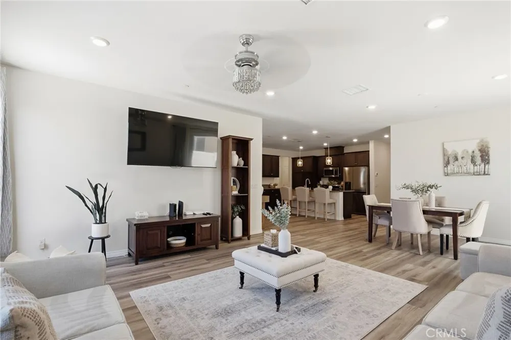 1919 Rodeo Hemet, CA 92545