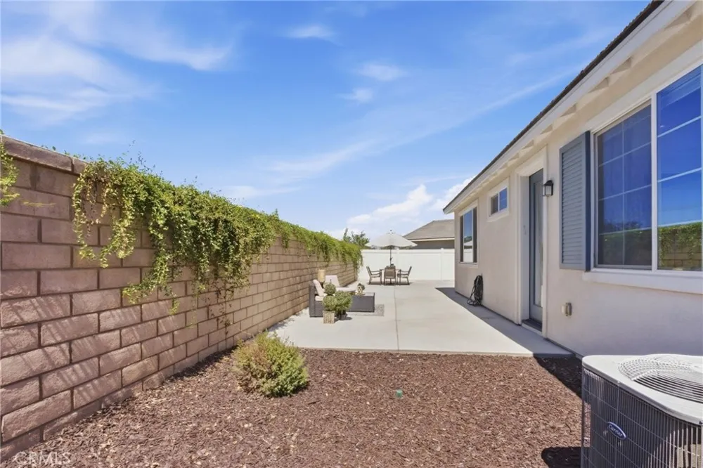 1919 Rodeo Hemet, CA 92545