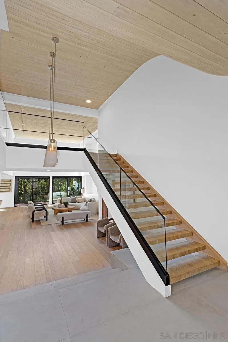 2815 Camininto Merion La Jolla, CA 92037