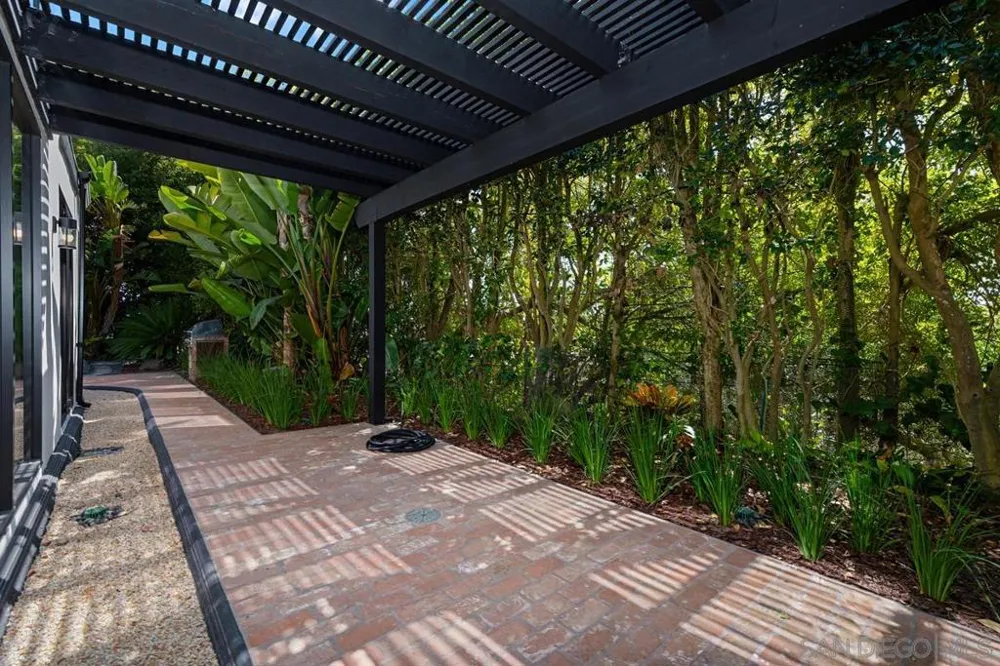 2815 Caminito Merion La Jolla, CA 92037