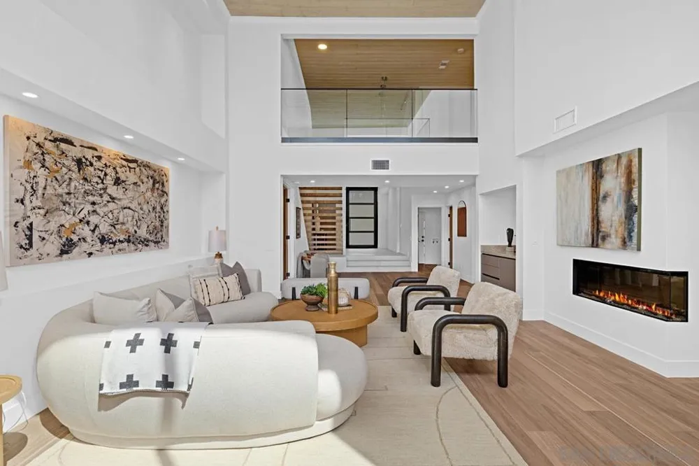 2815 Caminito Merion La Jolla, CA 92037