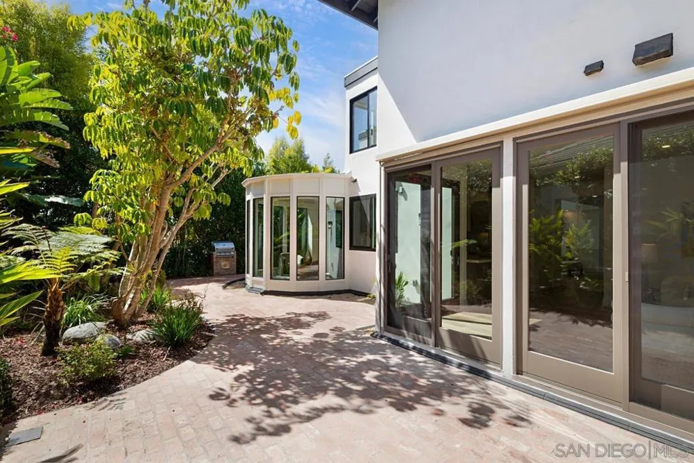 2815 Camininto Merion La Jolla, CA 92037