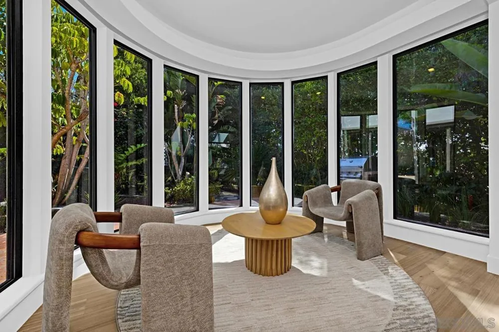 2815 Camininto Merion La Jolla, CA 92037
