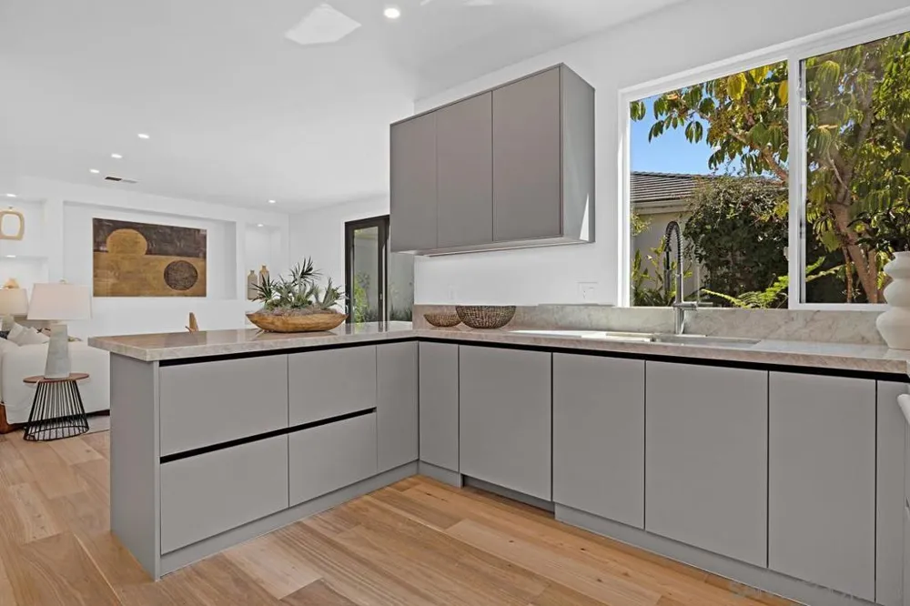 2815 Camininto Merion La Jolla, CA 92037