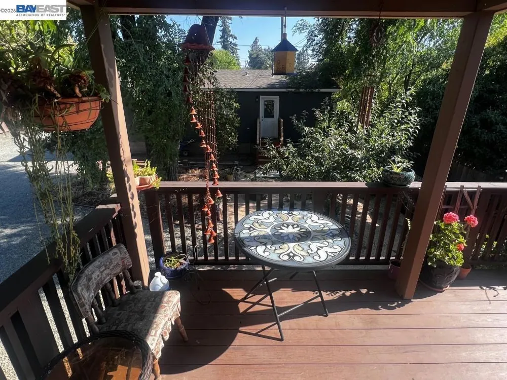 250 Clearlake Ave Lakeport, CA 95453